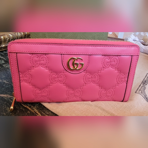NIB AUTHENTIC GUCCI OPHIDIA PINK MONOGRAM QUILTED LEATHER ZIP AROUND WALLET - Picture 14 of 14